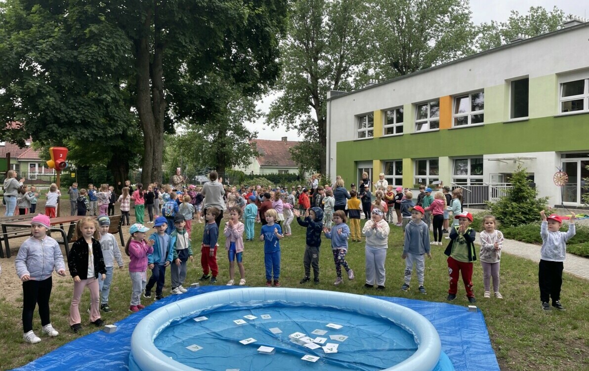 Zdjęcie do Radosny Dzień Dziecka