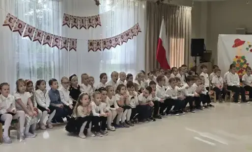 Zdjęcie do Dzień Edukacji Narodowej w Przedszkolu Kasztanowa Kraina