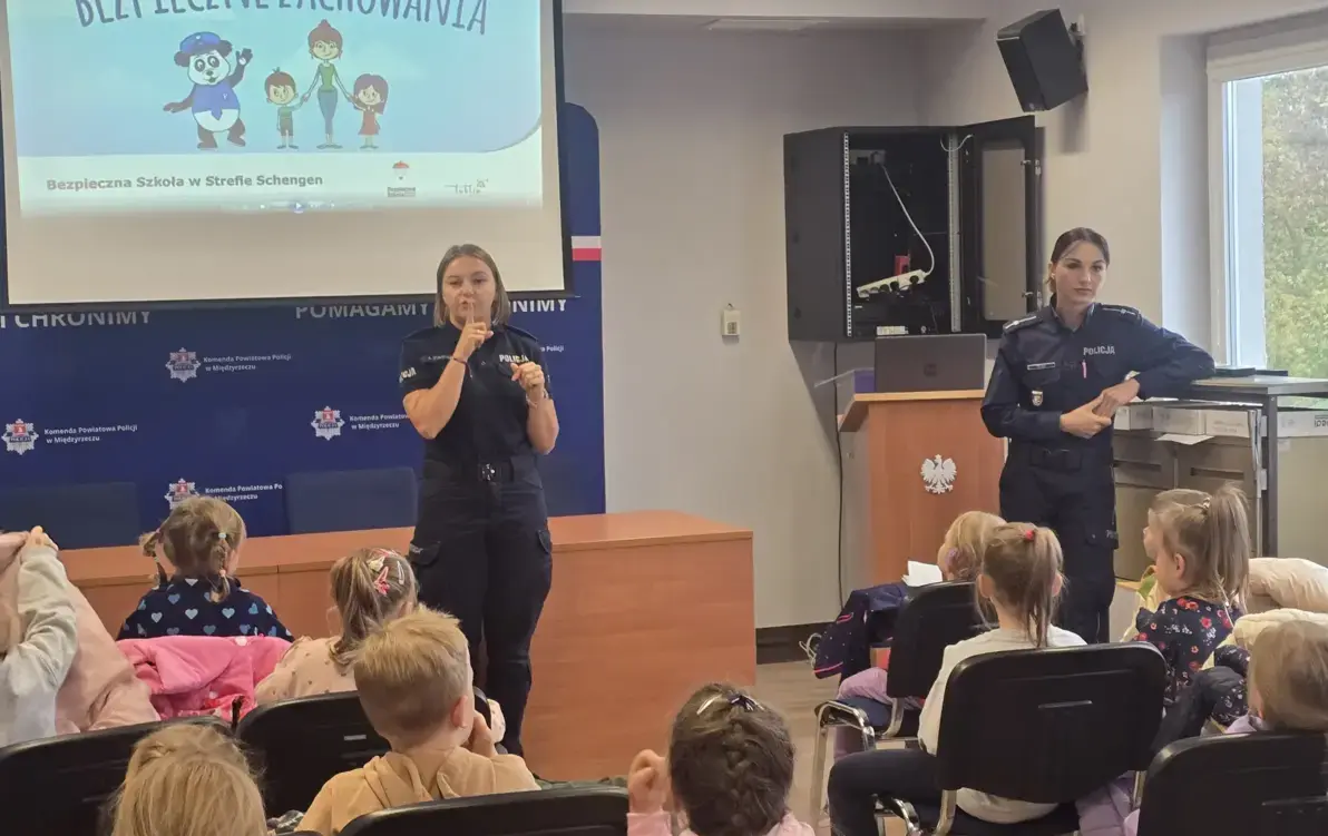 Zdjęcie do Wycieczka do Komendy Powiatowej Policji w Międzyrzeczu
