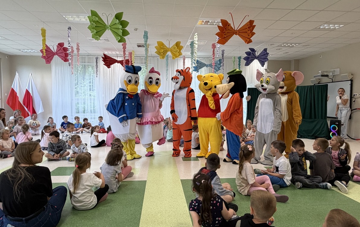 Zdjęcie do Dzień Dziecka w Kasztanowej Krainie &ndash; radość, zabawa i wyjątkowi goście!